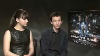 Ender's Game - Interview with Hailee Seinfeld, Asa Butterfield & Sir Ben Kingsley