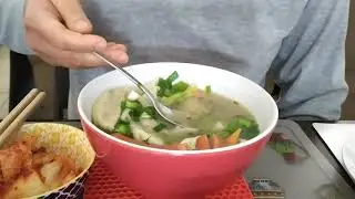 ASMR Mukbang Dumpling soup