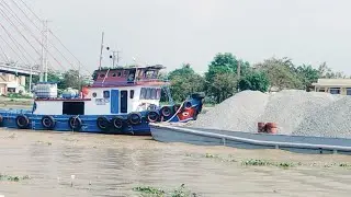 Sà Lan Chở Hàng container Quá To.