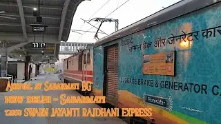 12958/ Swarna Jayanti Rajdhani Express Arrival at Sabarmati BG 
