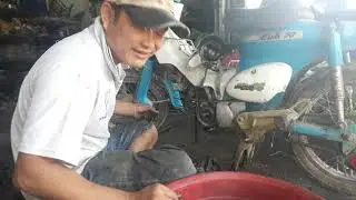 fix motobike kỹ thuật sữa lại đầu m&aacute;y cua xe m&aacute;y cub 50 Wildfly12