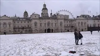 LONDON SNOW, 2021, St JAMES'S PARK, HORSE GUARDS PARADE, SNOWING IN LONDON