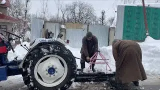 Tractor Love 😘 #travel #2026winter #automobile #fs16mecowkaisekharide #snowday #snowfall 