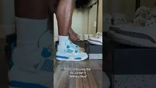 UNBOXING THE AIR JORDAN 4 MILITARY BLUE 2024 🔵🔥 #shorts #nike #airjordan #sneakers #onfeet #jordan