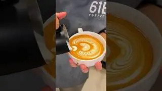 Wing Tulip Latte Art
