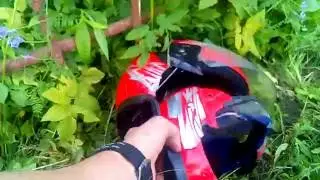Парень с девушкой разбились на байке в Бологое. Шлем в клочья. 2016-07-25