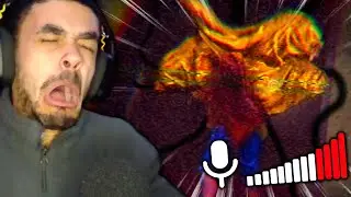 JUMPSCARES And MIC DETECTION... we got cooked | Backrooms 1998