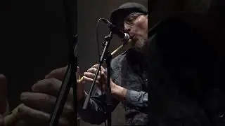 Pablo Hern&aacute;ndez - Intro de washint - ft . Antonia Jim&eacute;nez, guitarra y Javi Mojave, percusi&oacute;n.