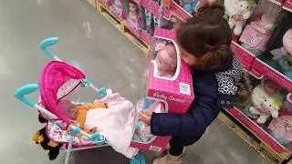 Little Girl  Baby Doll Pushchair / Playing in the Store