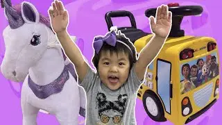 Lola's Big Imagination - Bus Ride