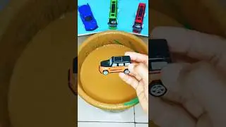 Satisfying ASMR video of a muddy jeeb