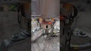 Готую каву на новому туристичному пальнику. Душевний кемпінг #coffee #camping #campinglife #outdoors