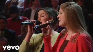 Bill & Gloria Gaither - God Is in the Shadows [Live] ft. The Collingsworth Family