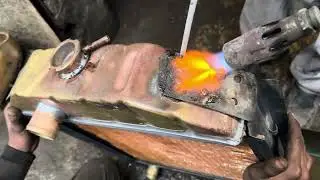 Tractor Radiator Repair Process | Joining Upper Copper Tanks
