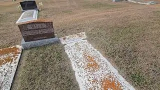 BIRCH HILLS CEMETERY. SASKATCHEWAN  CANADA .NOVEMBER 1.UNDAS TAHIMIK...