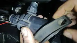 Fitting new auxiliary water pump, remove heating valve l322 v8 4.4.