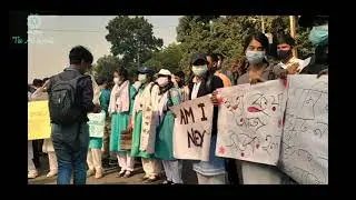 জাতীয় সঙ্গীত গেয়ে রাজ পথে ছাত্র-ছাত্রীদের আন্দোলন #ছাত্র_আন্দোলন #shobdonill