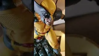 sideshow WOLVERINE premium format unboxing and review