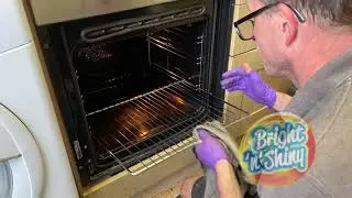 60 seconds with Bright 'n' Shiny Oven Cleaners