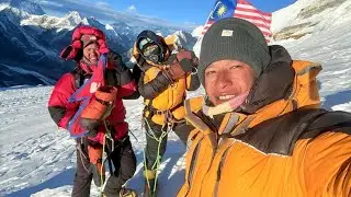 Mera Peak Treks with Climbing 6476 m. Bal Hiking Team