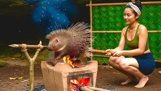 24 Hours Of Survival in The Forest, Trapping Hedgehogs And Making Grilled Hedgehog.