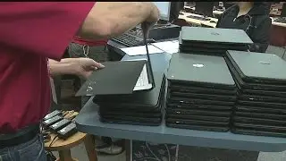 Austintown students get free laptops