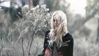 Emma Hewitt - Crucify (Moonnight remix)