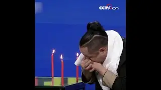 Stunt: squirting water from eyes| CCTV English