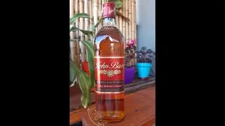 John Barr Finest / Blended Scotch Whisky