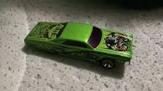 Hot Wheels Layin&rsquo; Lowrider 