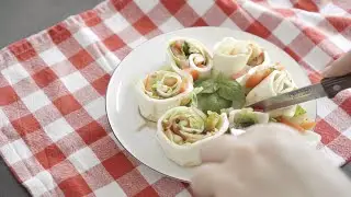 SUB) Видеоблог о тихой кулинарии ｜ Роллы капрезе ｜ Жареный рис с яйцом ｜ Финики в арахисовом масле