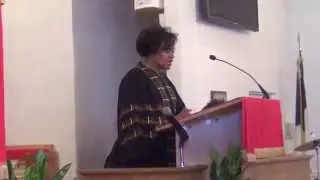 Rev. Dr. Myrtle Bowen Led The Welcome of Visitors & Church Notices. 06-22-14.