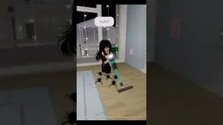 Ahhh spiders 😭#spider #roblox #youtube #robloxshorts #funny #v_roblox2 #trend #game