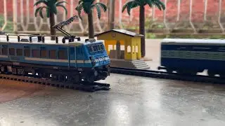 Indian Centy Passenger Train with Wag-7 Locomotive Model