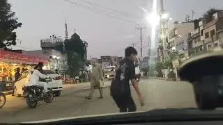 Roller skating on road || tyre wale boot || roller skating around the city || tyres wala shoes walk
