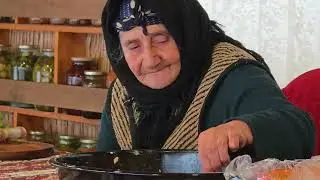 Natural Food Cooking in Village / Village Cooking ASMR / Sustainable Living Countryside