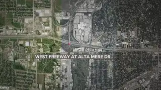 2 dead in crash along Interstate 30 in Fort Worth, police say