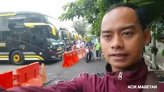 Hari Minggu Sore Terminal Maospati Magetan ramai bus tunas muda