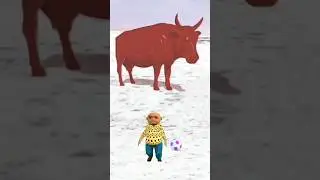 The mascot vibrato assistant placed on the football field is popular, co-produced,creative #short​​