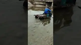Проверяем  сможет ли старый Электро Муравей ездить по воде и грязи.Реальный тест без монтажа#тест