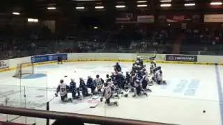 Testspiel Hannover Indians GEC Ritter Nordhorn - Die Fans feiern zusammen