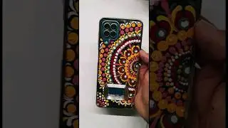 Simple phone cover with mandala design🤩🤩🌺#youtubeshorts #mandalaart  #phonecase #artist
