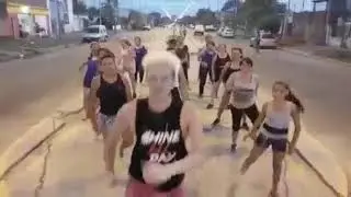 Con calma by Daddy Yankee/ zumba/