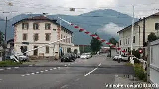 Composizione in DTS con E464 e carrozze MD.