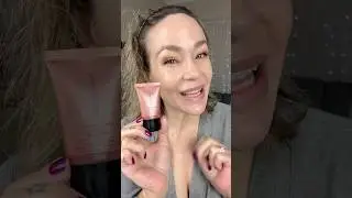 Blonzer? @bareMinerals #makeuptutorial #heidiledhair #beauty #makeup #over40 #blonzer #glowup