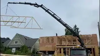 Custom Home Oakville - Roof Trusses Installation