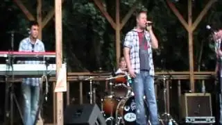 Bennington Road playing Turning Home by David Nail