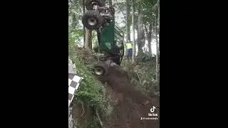 Massive wheelie in a Rock Bouncer!! #ouch #bouncer #nrra #srrs #comedy