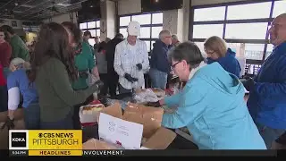 Sharky's Caf&eacute; in Latrobe helps feed those in need during the holidays