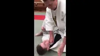 Tsukomi jime     All about JUDO Thrusting Strangle